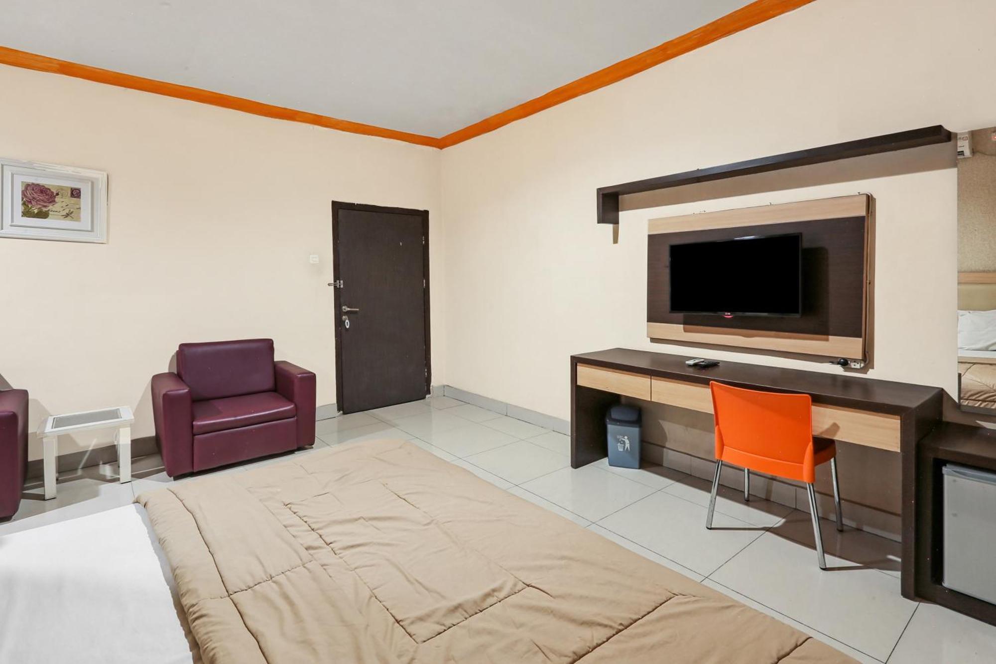 Collection O 93163 Hotel Grand Kartika Parepare Eksteriør bilde