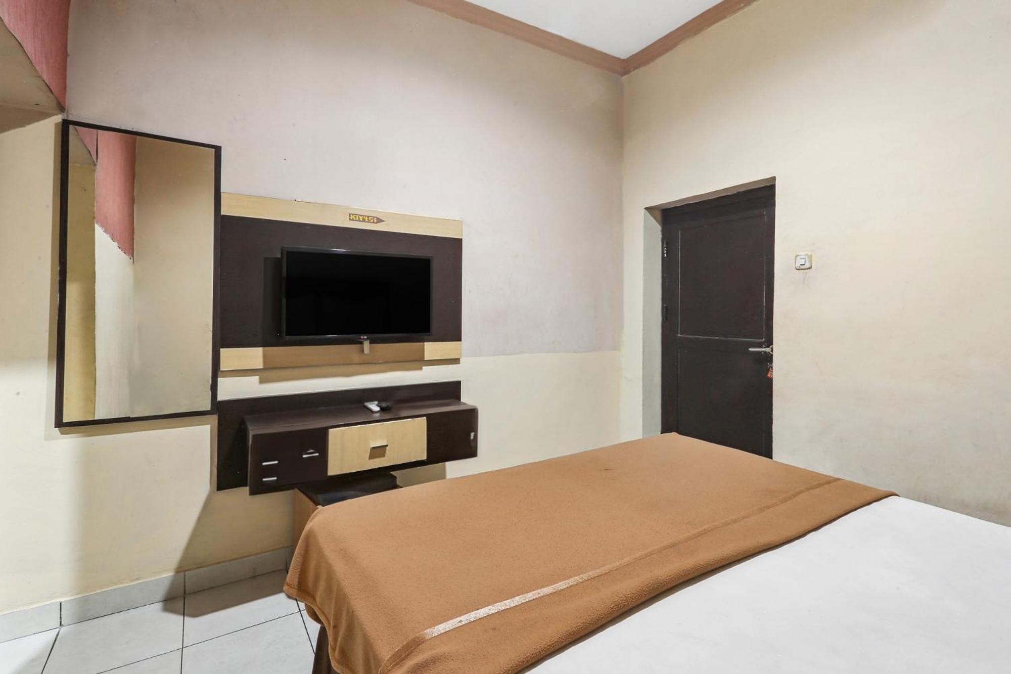 Collection O 93163 Hotel Grand Kartika Parepare Eksteriør bilde
